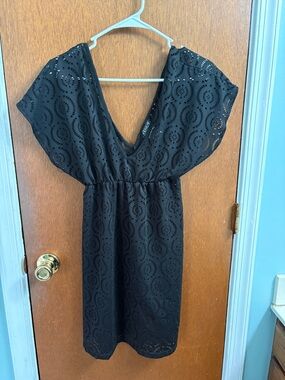 VENUS Black Eyelet V-Neck Swim Coverup